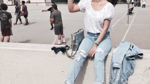 最美双语篮球主播周玲安：颜值与才华并存的跨界女神