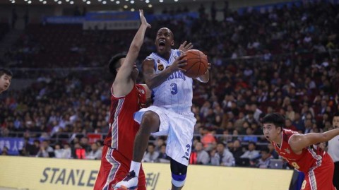 京城夜战老马腾空孙悦复出 首钢铁血防守降服八一