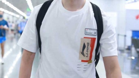 许昕结束隔离现身机场，转型“老板”赛道开启人生下半场