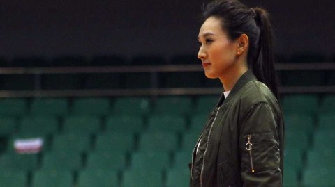 赛场边靓丽风景线 她们用镜头记录CBA热血瞬间