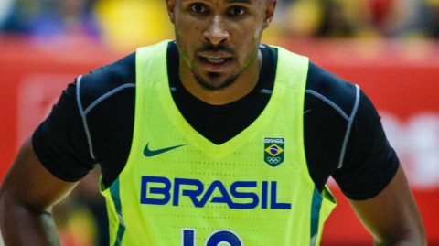 圣保罗的淬火：再看里约奥运前夜，男篮众将的奋力一搏