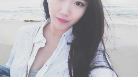 赛场外的温柔港湾：赵岩昊与女友的惬意假期瞬间