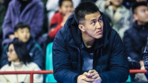 辽篮双星轮休静待季后赛，杜锋现身赛场引猜想