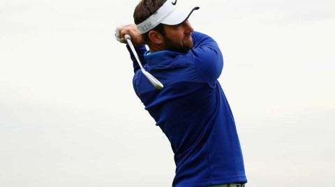 绿茵之上：挥杆间的力与美，果岭上的智与静