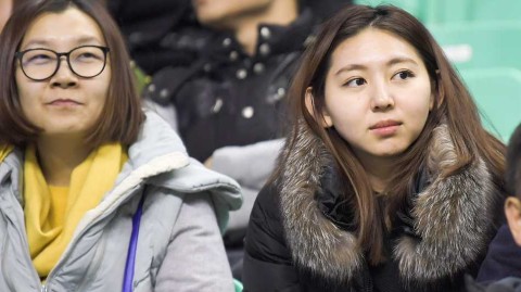 寒冬里的篮球火：本溪主场那些为爱痴狂的美女球迷