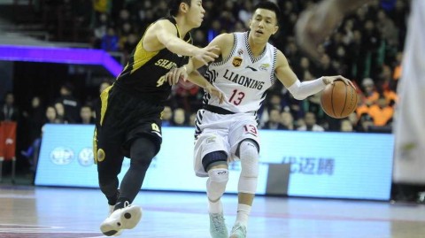 辽宁男篮激战正酣 郭艾伦哈德森双星闪耀赛场