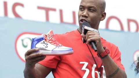 马布里独立日返乡宣传个人品牌 热狗大赛变身移动广告位