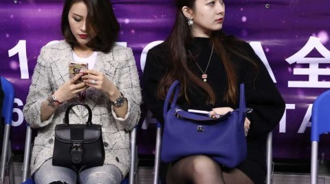 CBA全明星周末的场外风景：球员太太团争艳，爱与支持的动人篇章