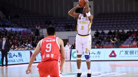 京城传奇再续写 马布里率北控胜广州止连败