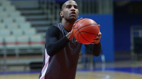 京城男篮绝境迎回核心 团队篮球期待续写传奇