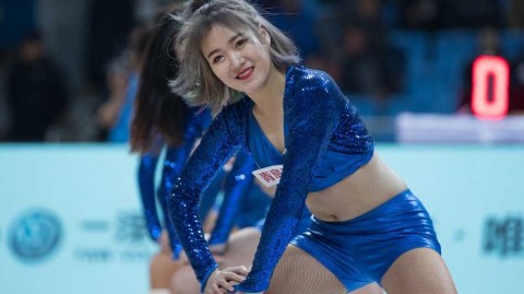 金陵赛场上的烈焰：同曦篮球宝贝与CBA第16轮的激情碰撞