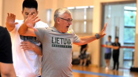 欧洲凯撒的回归·华南虎新篇 尤纳斯重掌广东宏远