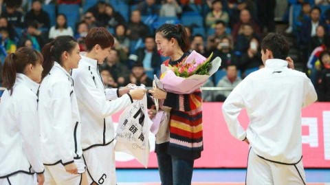 泪别赛场功成身退 孙晓雨退役仪式温情上演