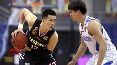 辽篮双枪星耀赛场，青岛激战难分高下