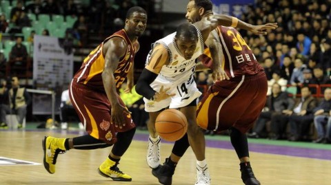 辽篮铁骑无双将 青春风暴耀巅峰