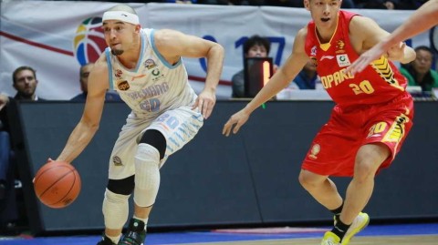 新疆飞虎绝境爆发，单外援上演惊天逆转！