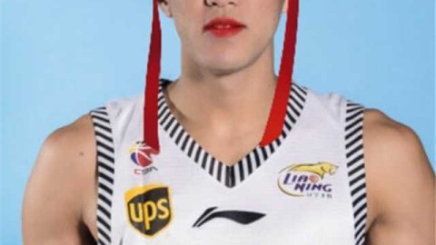 郭艾伦韩德君领衔众星爆笑扮相，这组图看完彻底颠覆你对CBA的认知