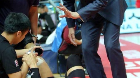 深圳烈豹魂：队长伤退的那一刻，队友的脊背撑起团队脊梁