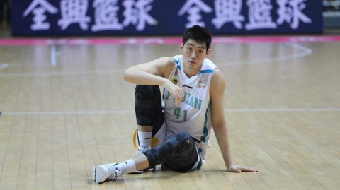 福清男篮争霸赛福建队上演惊天逆转 主场力克美国明星联队