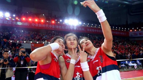 闪耀南昌夜空：2018年WCBA全明星赛露雯率队折桂，杨力维金佳宝加冕单项王