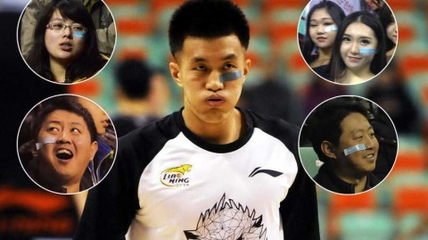 辽宁球迷贴“幸运符”声援郭艾伦 创可贴成主场最暖风景