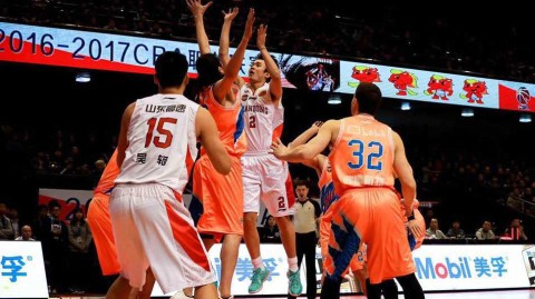 巅峰赛季回忆录：丁彦雨航与他的对手们书写CBA热血篇章