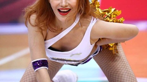 深圳烈豹主场大胜夜 篮球宝贝热力四射燃爆全场