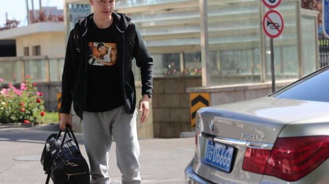 新疆队长与八一新星齐聚京城，中国男篮红队开启崭新篇章