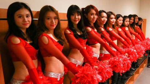 CBA赛场上的活力风景线 啦啦队文化助力联赛新篇章