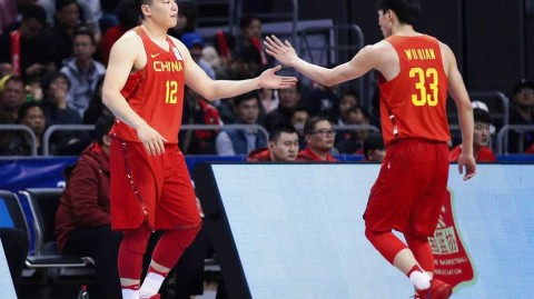 孤胆英雄易建联空砍三十七分 中国男篮蓝队末节遭新西兰逆转