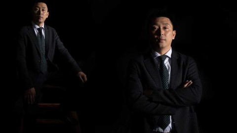 岁月留痕，传奇永驻：胡雪峰与他的战袍故事