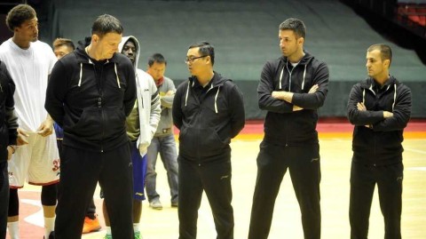 齐鲁健儿秣马厉兵 山东高速男篮冲刺新赛季