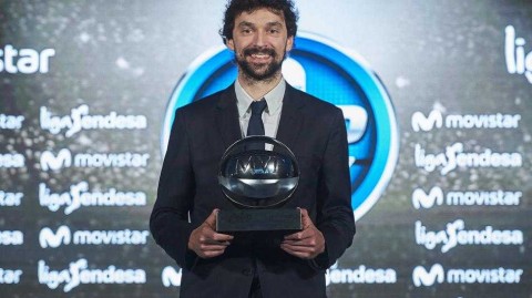 塞尔吉奥·鲁尔：全能指挥官加冕西甲与欧冠双料MVP的辉煌赛季