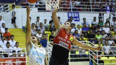 天山剑客耀仁怀：可兰白克抗韩风暴中写就冷血杀手传奇