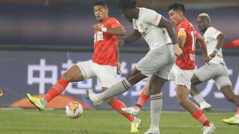 中超争冠格局剧变：恒大5球血洗华夏