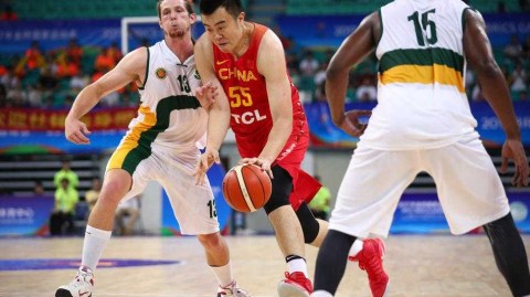 金砖赛场青春风暴 中国男篮蓝队大胜南非显锋芒
