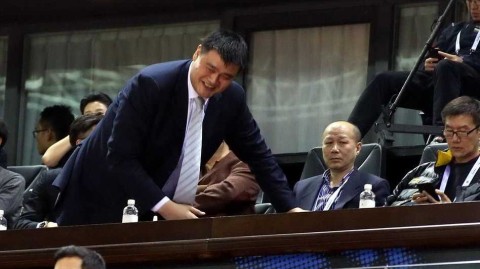 姚主席凝视下的狂欢：二零一八年CBA全明星赛改革春风拂面，本土之星闪耀深圳