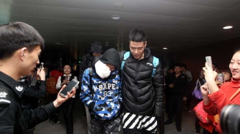 无论成败与辽同在，辽篮将士载誉归乡受英雄礼遇