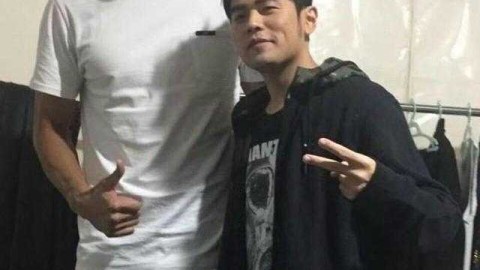 当乐坛天王遇见篮坛巨人 易建联携爱妻助阵周杰伦厦门演唱会