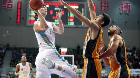 福建主场水银泻地大胜山西，送对手苦涩四连败