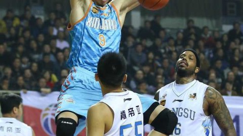 天山飞虎啸终章：新疆男篮十年磨一剑的冠军之路