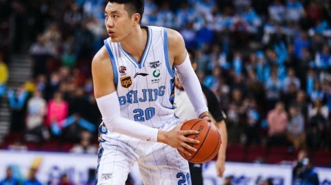 京城三分雨倾盆，首钢大胜复仇吉林迎里程碑