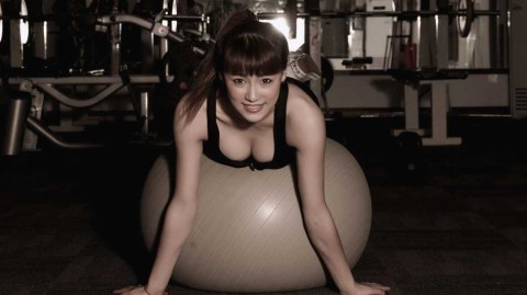 四川男篮主场激战北控 篮球宝贝热辣助阵点燃省体