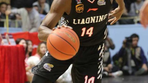 哈德森超神43分导演逆转，辽篮客胜广厦豪取四连胜