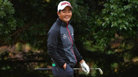 梁文冲的果岭征程汗水铸就的高尔夫之路