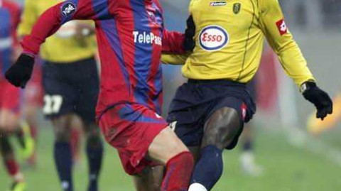 巴黎圣日耳曼3-1逆转维拉，欧冠首回合抢占先机