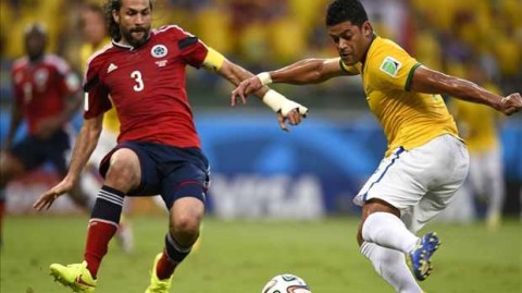 世预赛绝杀夜：巴西2-1哥伦比亚升第二