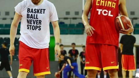 热血征程：回望2016年里约奥运周期下中国男篮的汗水与笑颜