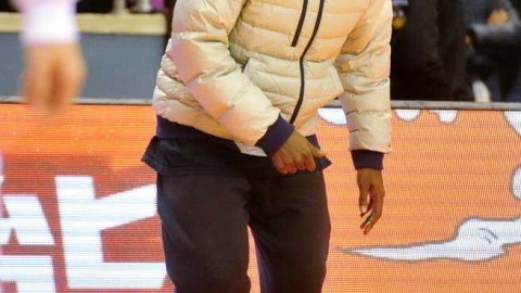 群星闪耀CBA：普莱斯首秀遇旧主，阿巴斯绝杀震武林