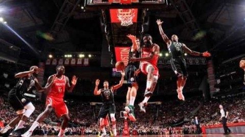 火箭117-103力克骑士迎夏联开门红 新帅战术体系初显锋芒